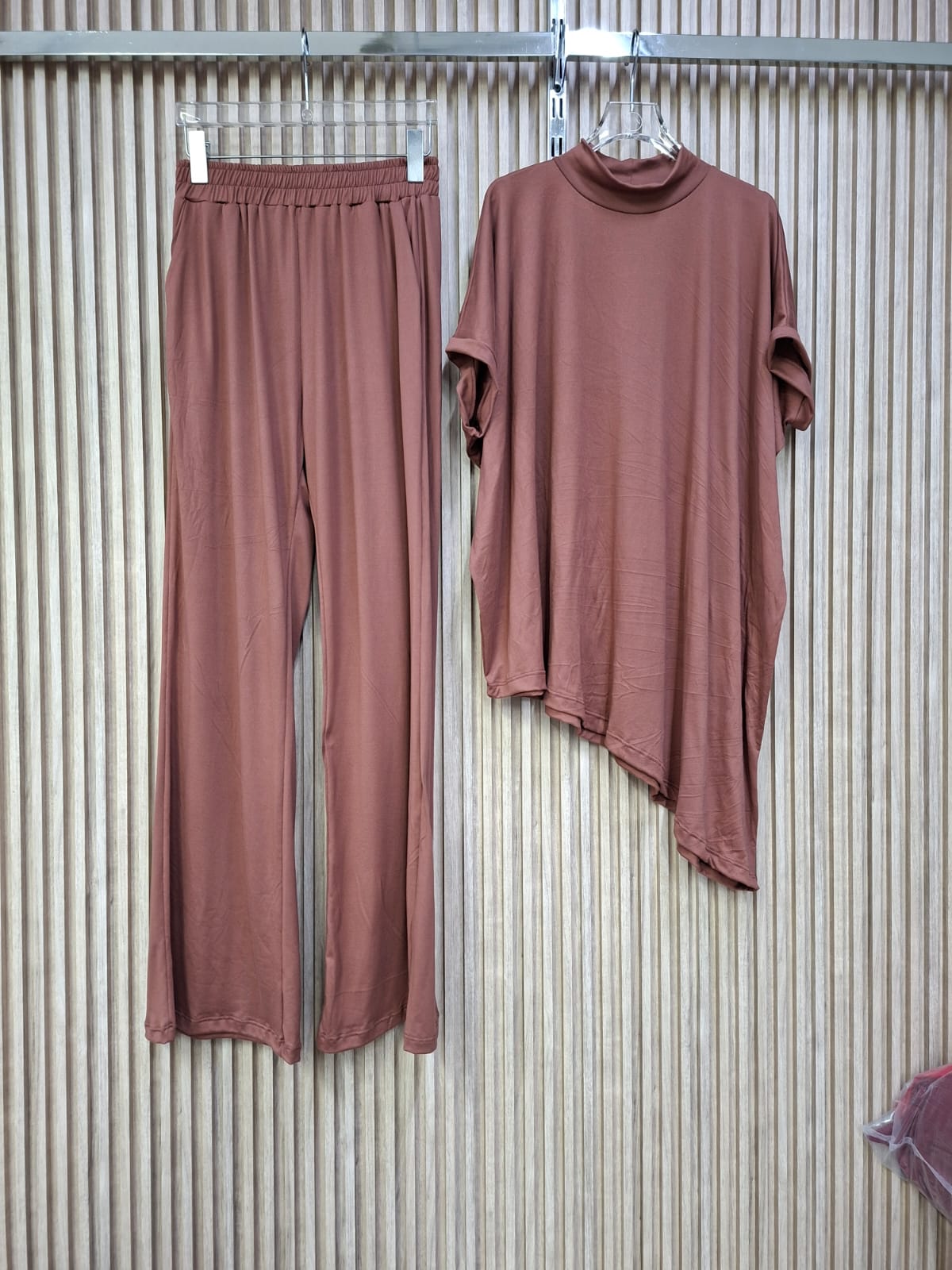 Set Amelia Brush. Modelo Comodo, Fresco, Casual, Para Uso Del Dia  A Dia, De Tela Suave, Para Tallas Curvy, Super Femenino.