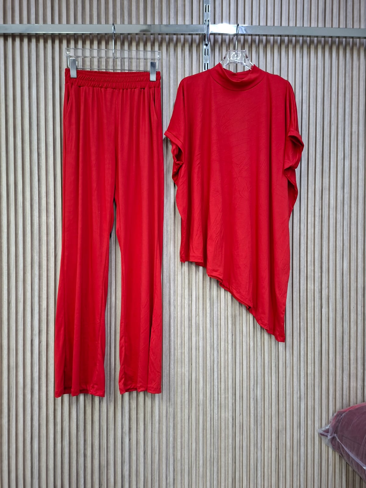 Set Amelia Brush. Modelo Comodo, Fresco, Casual, Para Uso Del Dia  A Dia, De Tela Suave, Para Tallas Curvy, Super Femenino.