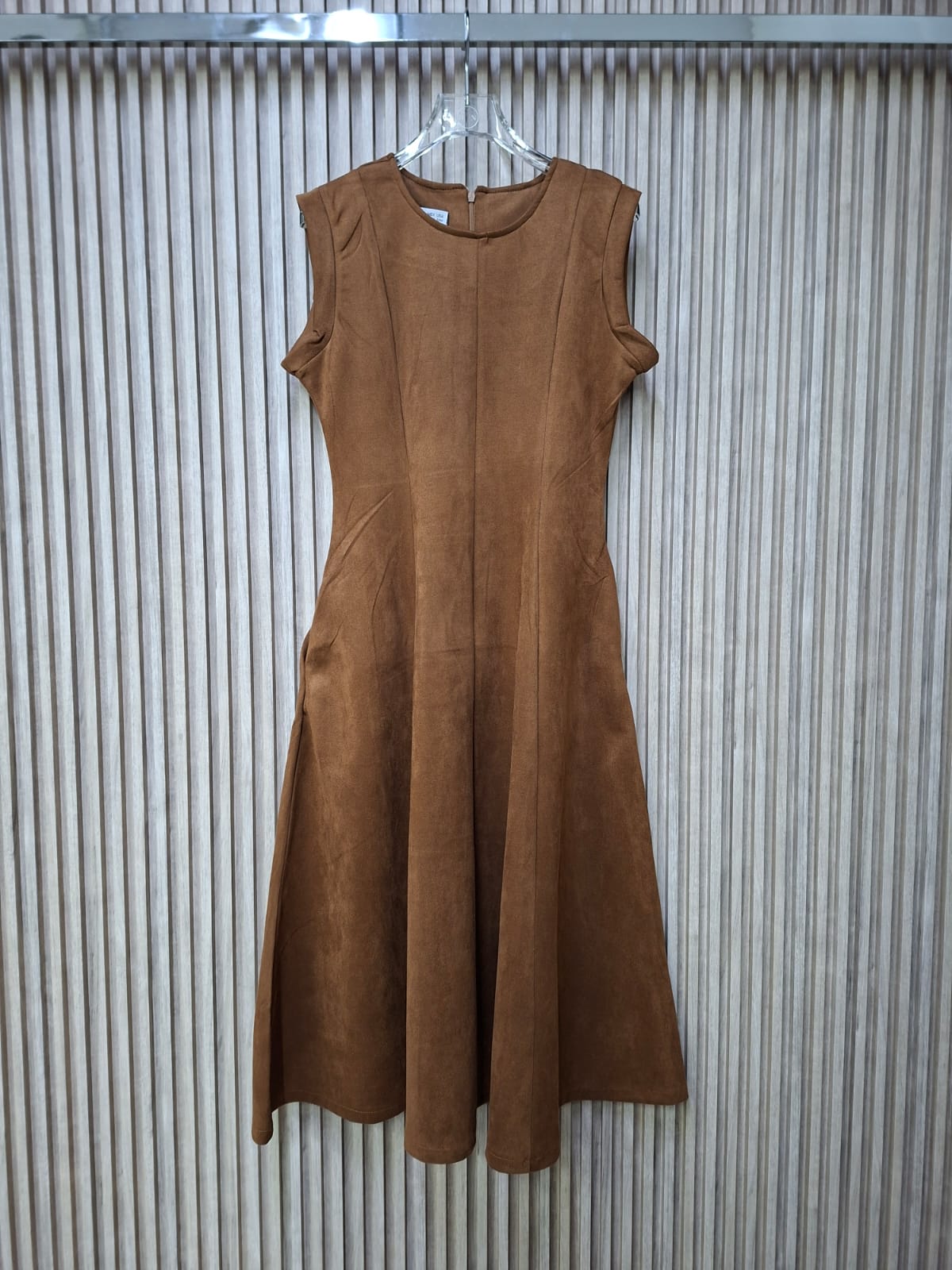 Vestido Senit Gamuza Talla Compartida S/M y M/G Ideal Para El Otoño Sin Mangas Largo Corte A Con Cierre Invisible Para Petit Curvy Moda Tendencia Femenina Viral Con Bolsas Funcionales