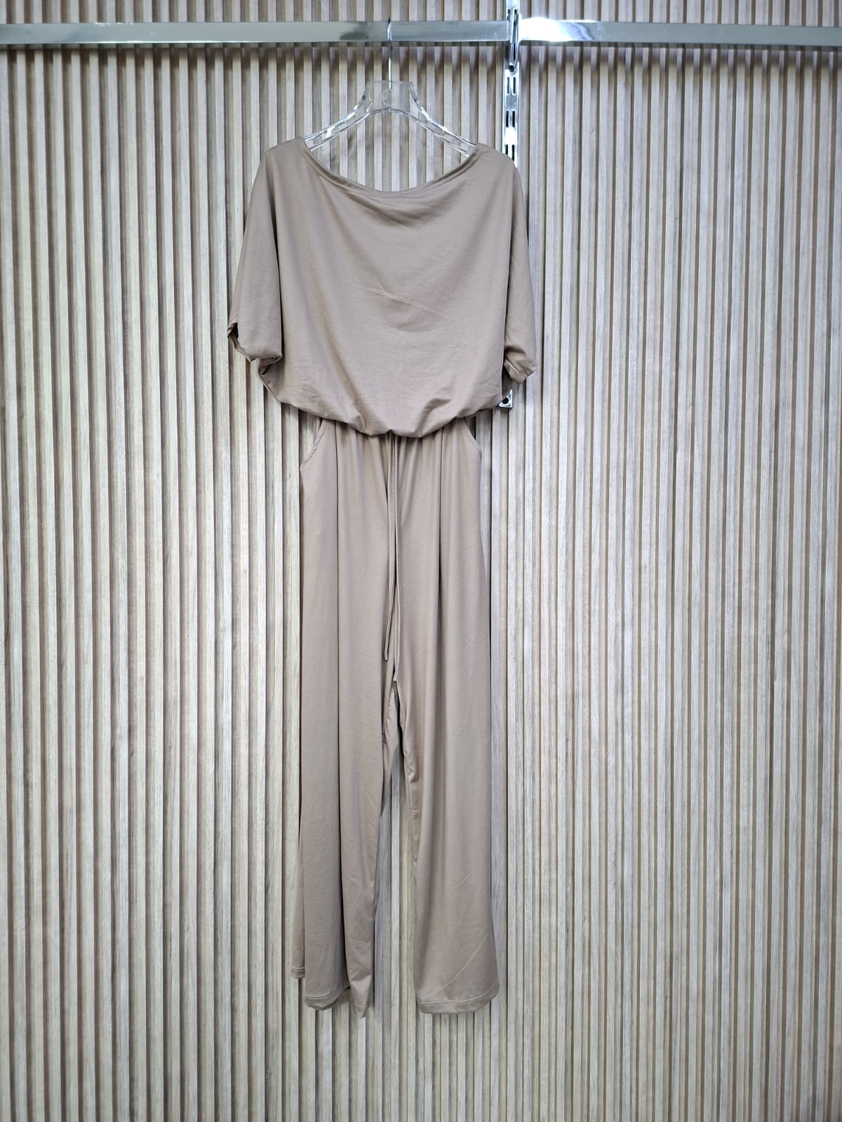 Palazzo Italia Brush - Prenda Versátil con Corte Relajado y Diseño Sencillo en Tela Suave y Ligera para Días Cálidos