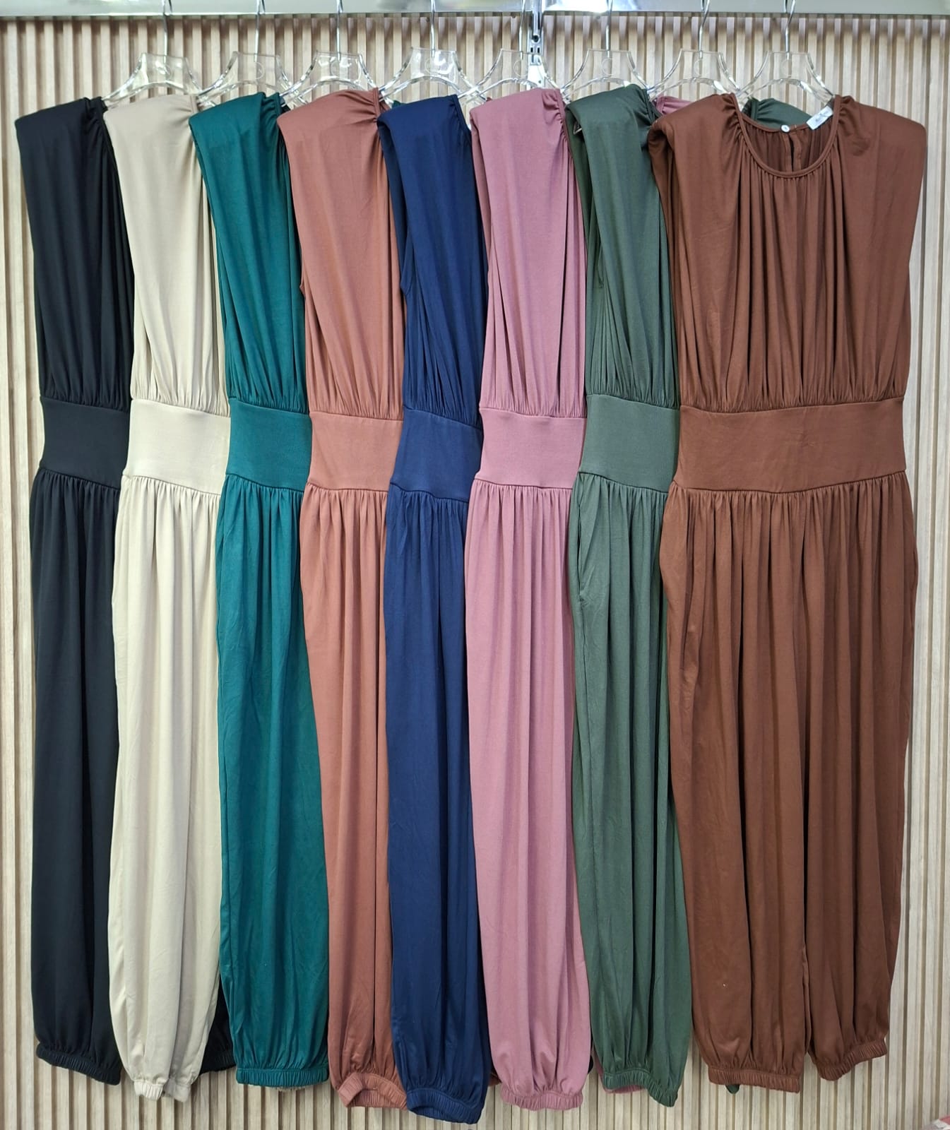 Palazzo Imperio Hombreras. Modelo Elegante Y Comodo, Que Te Hara Sentir Libre, Poderosa Y Fresca, Esta Hecho De Tela Brush Calida Y Suave, Es Super Femenino, Ideal Para Eventos Donde Te Puedas Sentir Sofisticada.