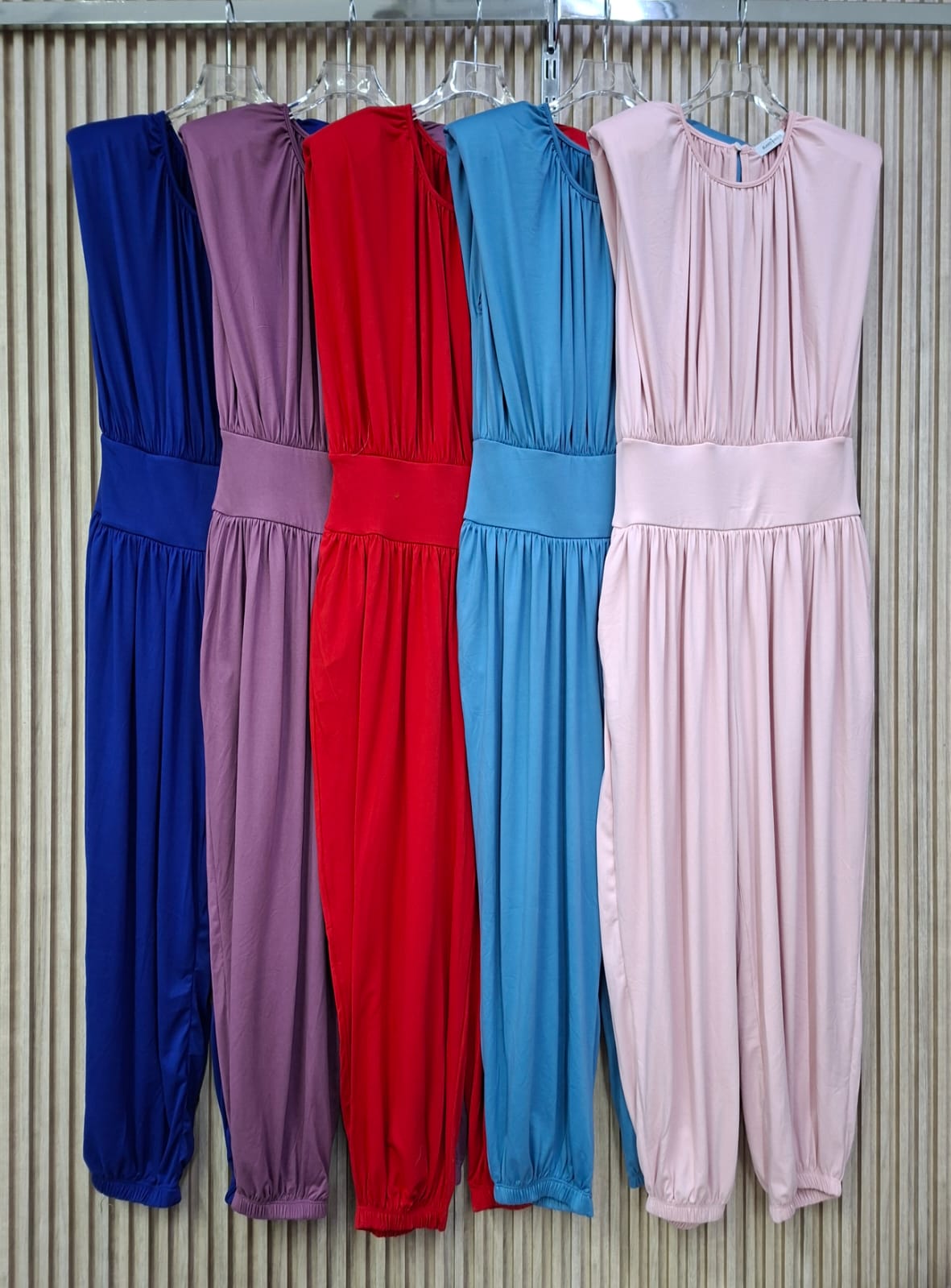 Palazzo Imperio Hombreras. Modelo Elegante Y Comodo, Que Te Hara Sentir Libre, Poderosa Y Fresca, Esta Hecho De Tela Brush Calida Y Suave, Es Super Femenino, Ideal Para Eventos Donde Te Puedas Sentir Sofisticada.