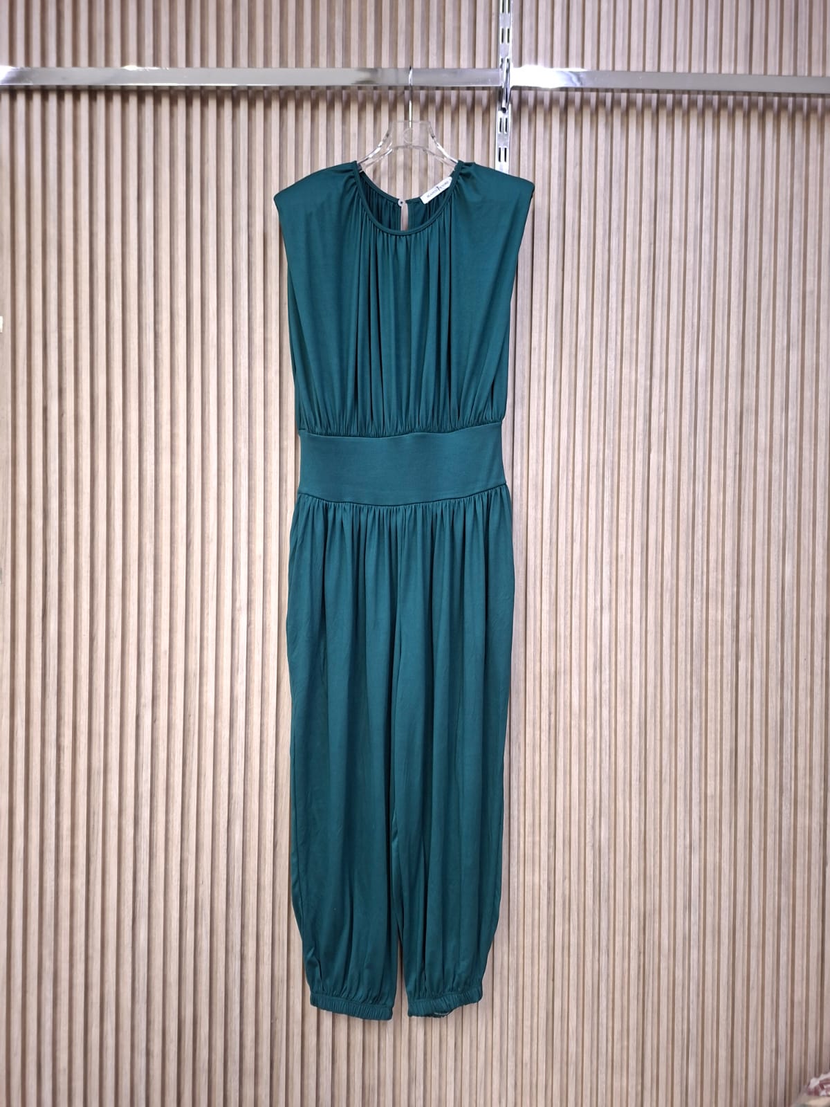 Palazzo Imperio Hombreras. Modelo Elegante Y Comodo, Que Te Hara Sentir Libre, Poderosa Y Fresca, Esta Hecho De Tela Brush Calida Y Suave, Es Super Femenino, Ideal Para Eventos Donde Te Puedas Sentir Sofisticada.