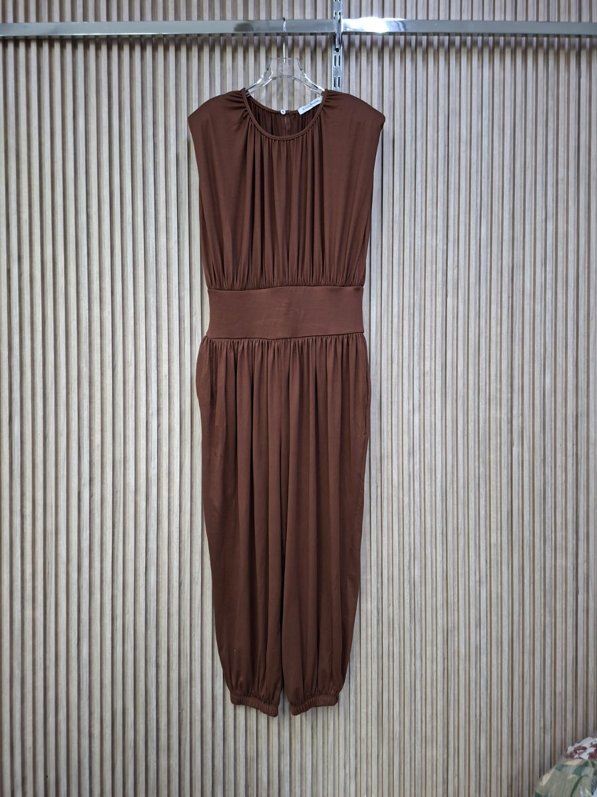 Palazzo Imperio Hombreras. Modelo Elegante Y Comodo, Que Te Hara Sentir Libre, Poderosa Y Fresca, Esta Hecho De Tela Brush Calida Y Suave, Es Super Femenino, Ideal Para Eventos Donde Te Puedas Sentir Sofisticada.