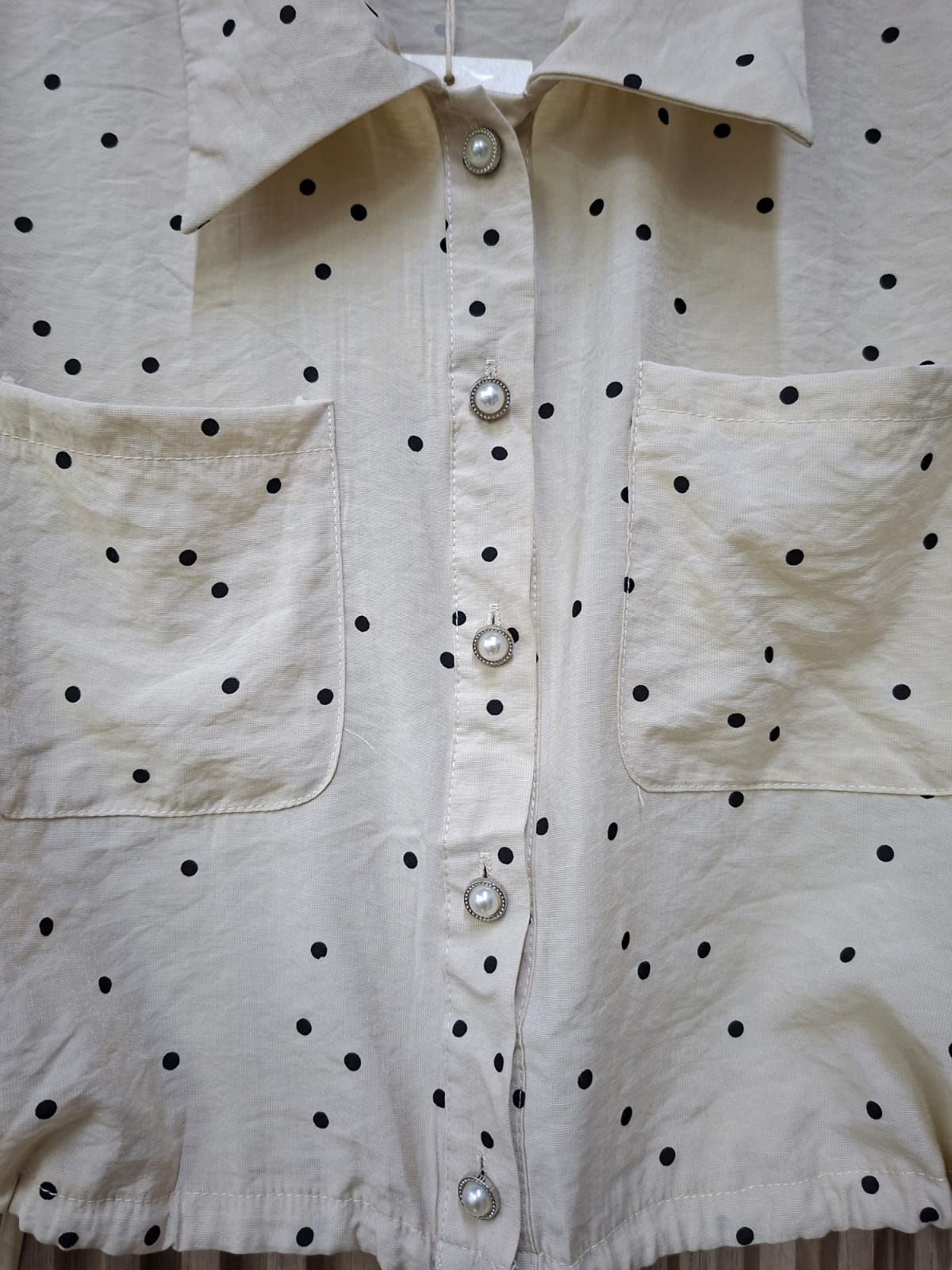 Set M5325SE Brisa. Modelo De Falda Y Blusa, Super Femenino, Comodo, Fresco, La Blusa Tiene Corte Crop Top Con Ajustadores A Los Lados, Se Pueden Usar Las 2 Piezas Juntas O Separadas.