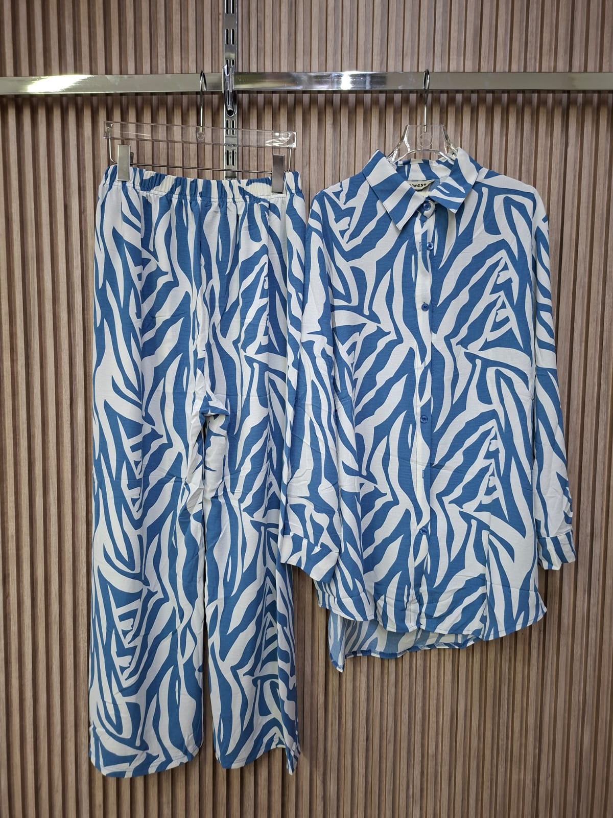 Set S-2581 Linda. Moda Mexicana, Femenino, Super Comodo, Versatil, Combinable, Ideal Para La Temporada De Calor Ya Que Esta Hecha De Tela Muy Fresca.