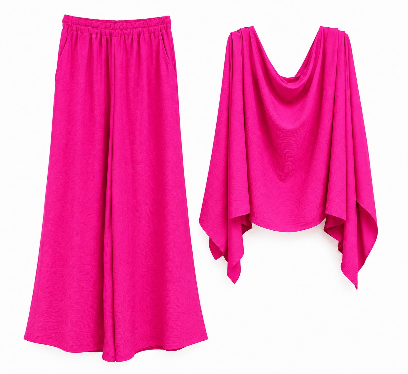 Set Sprint De 3 Piezas Oversize: Pantalón, Crop Top Y Capa.