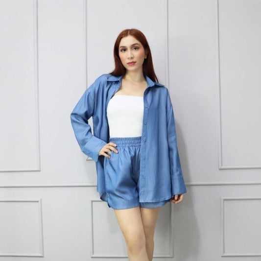 SET TIPO MEZCLILLA AZUL CLARO CAMISA Y SHORT BASICO ATEMPORAL Y COMODO